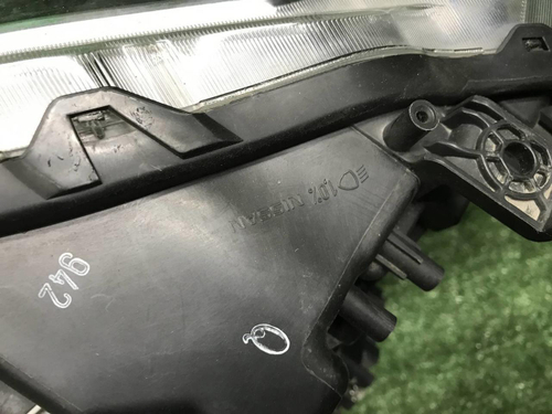 Фара правая Nissan X-Trail T32 (2013-2019) галоген