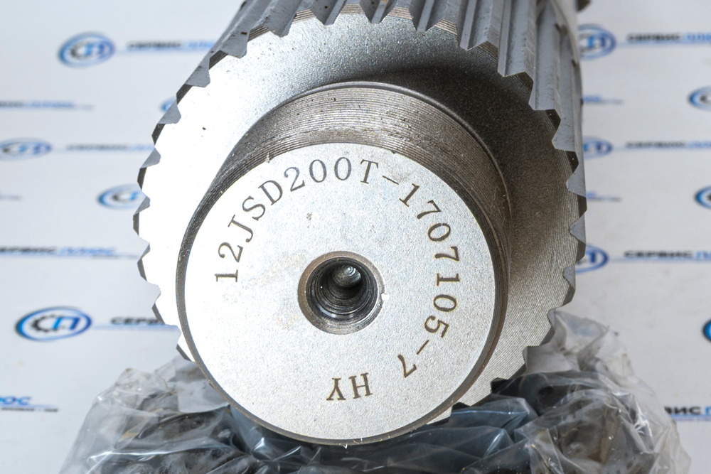 Вал выходной демультипликатора на КПП 12JSD200T-1707105-7
