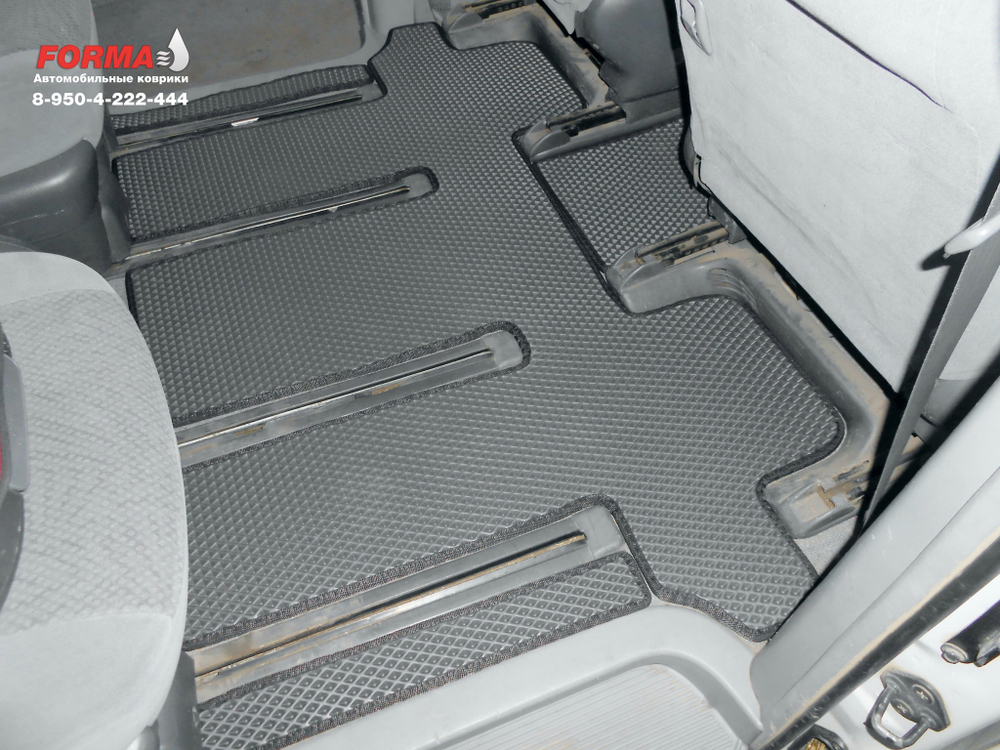 Toyota Estima 2 поколение AHR10, XR30, XR40 (01.2000 - 12.2005) комплектация с отдельными креслами
