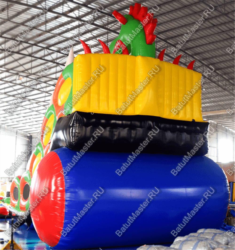 Батут-горка "Дракон 2", 10*5*8 м, с шипами