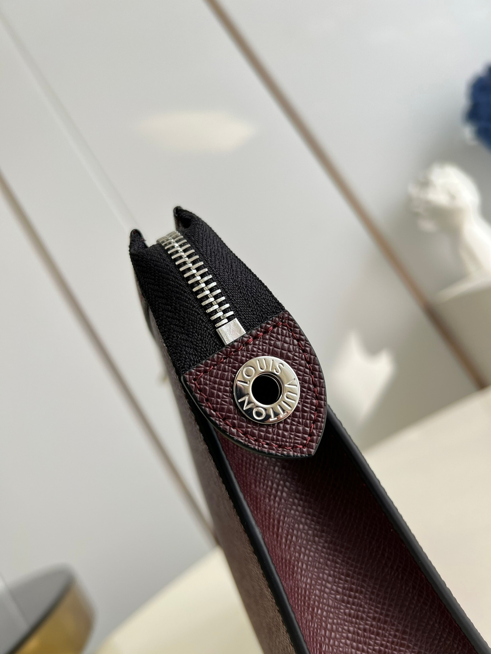 Louis Vuitton Pochette Voyage MM