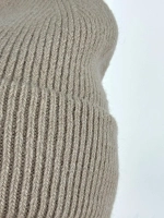 шапка зимняя из ангоры с отворотом вязаная