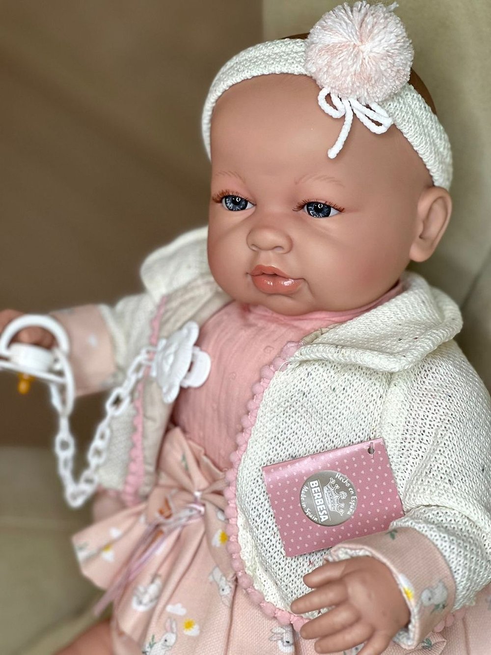 Кукла Berbesa мягконабивная 50см Sara (5215K)