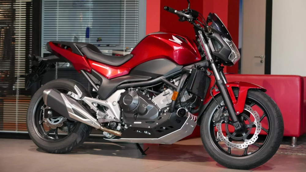 Honda NC750SA, 2017