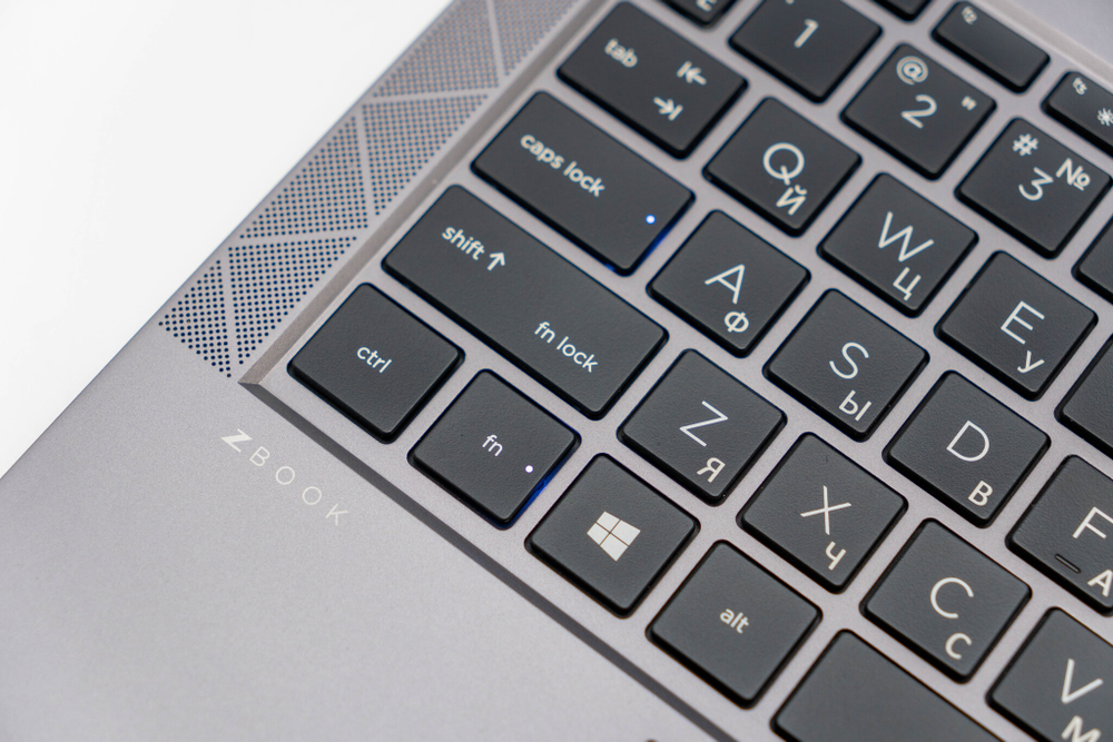 Ноутбук HP ZBook Firefly 14 G8 ( i7-1185G7 )