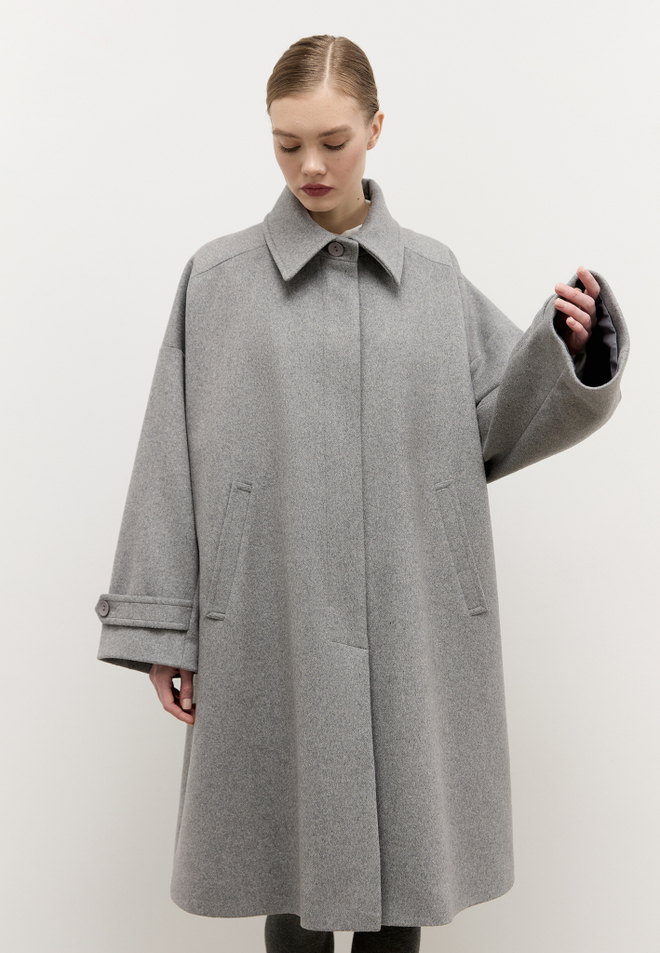 Полупальто расклешенное