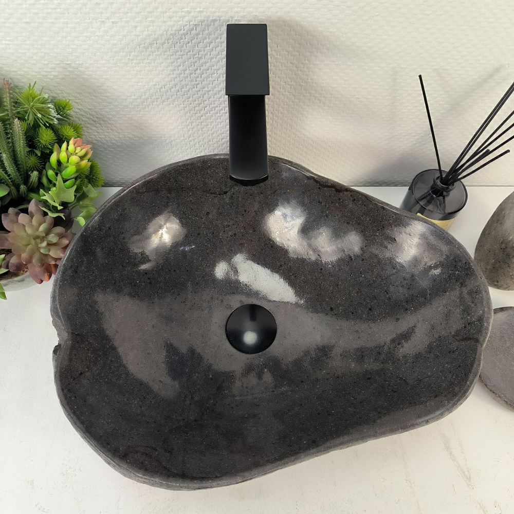 Раковина из речного камня RS-65283 48*39*15 0861