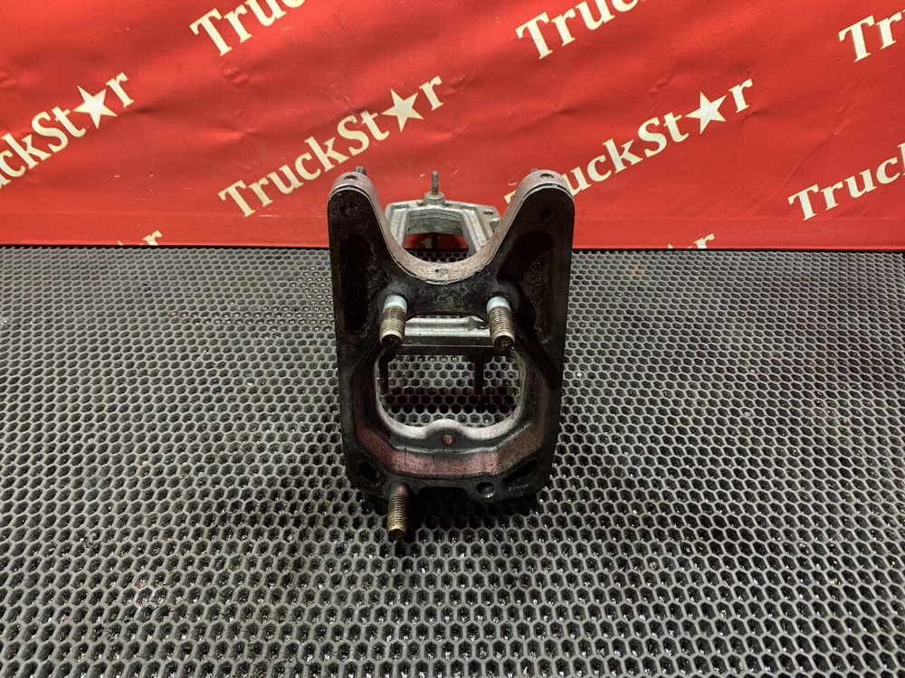 Кронштейн блока управления шасси