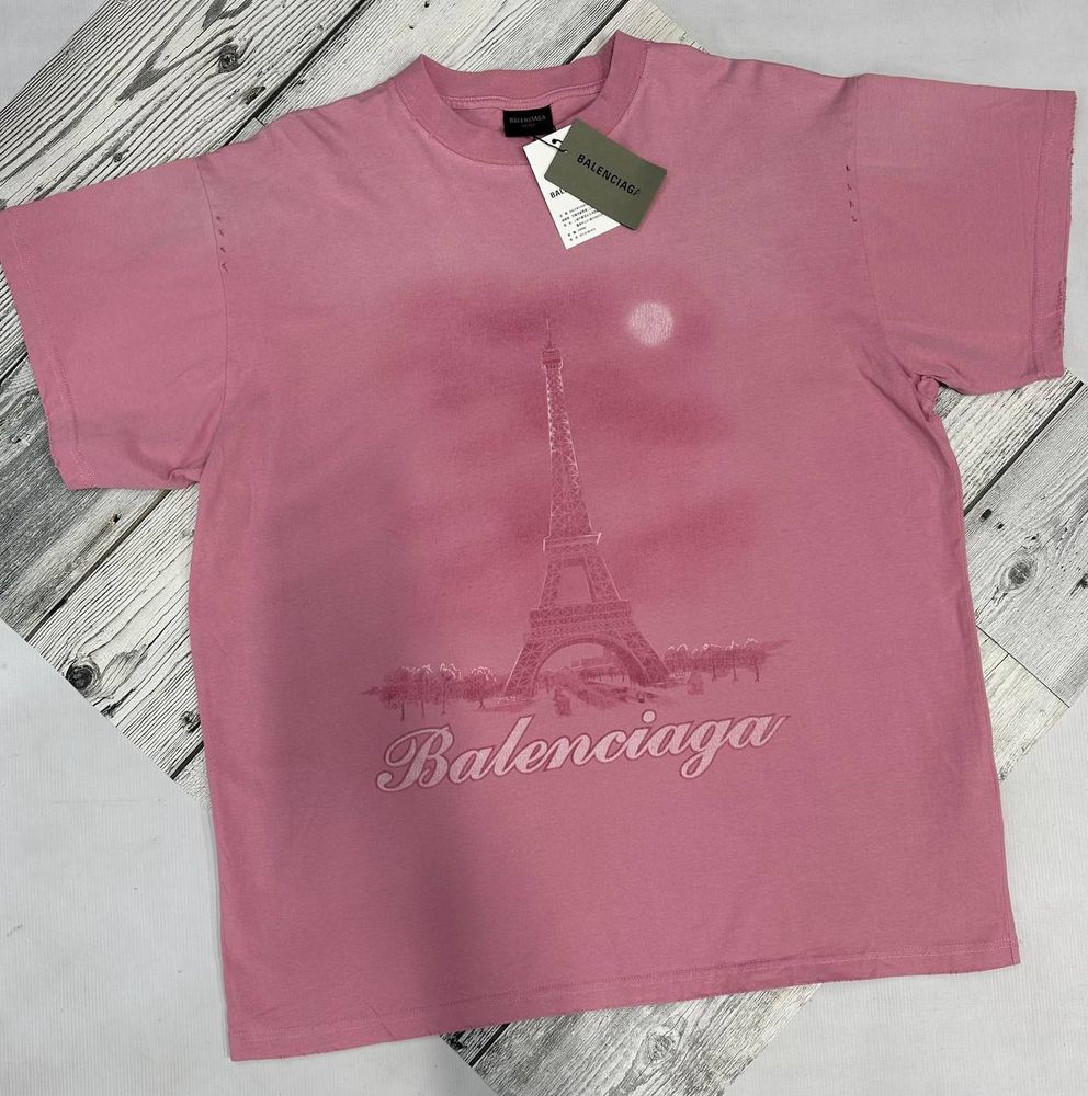 Футболка Balenciaga