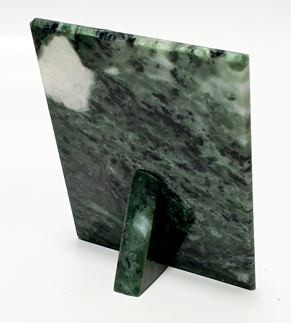 Настольное каменное панно" Времена года" 9-7-3.5см вес 160гр.