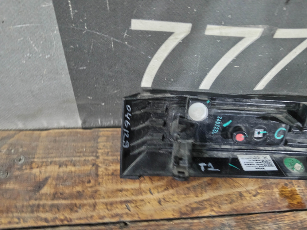 Катафот задний правый Jetour T2 23-нв Б/У Оригинал F264435020