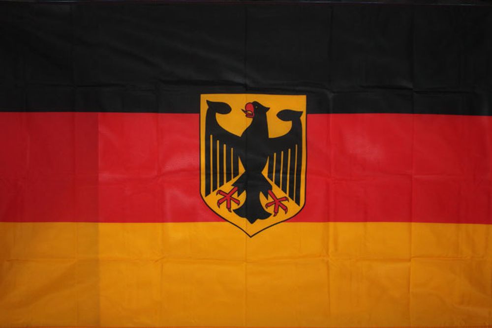 Флаг Германии с орлом