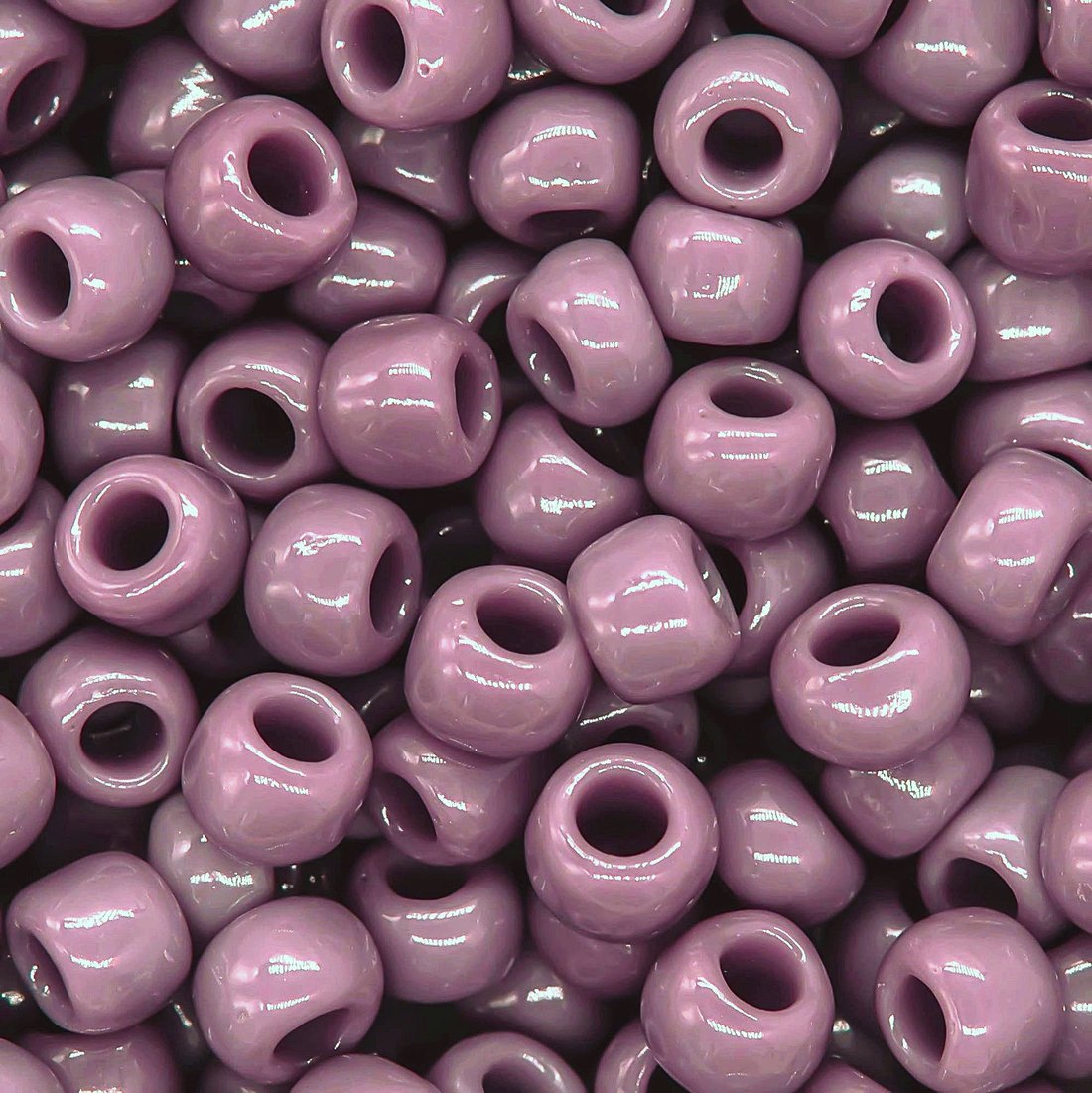 Японский бисер TOHO Round 6/0 (№52), непрозрачный глянцевый