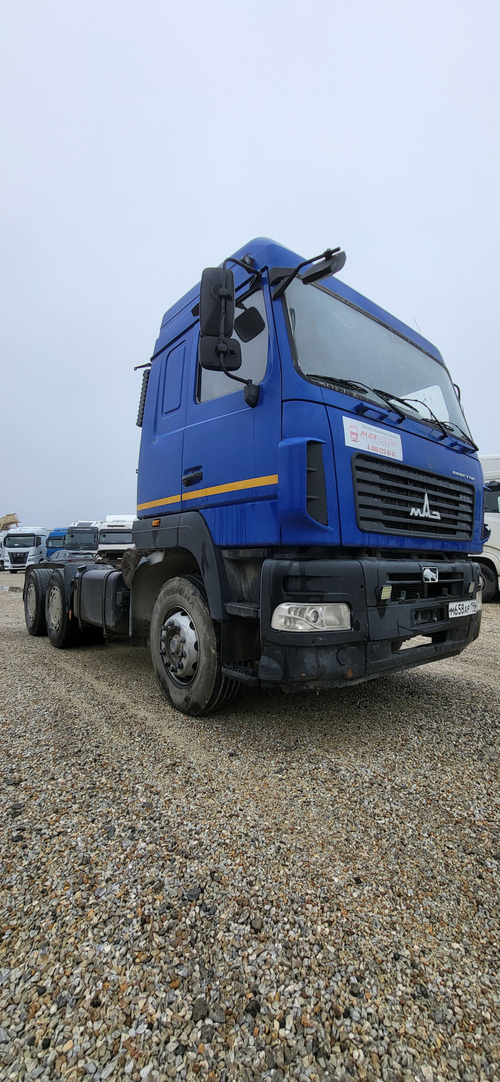 МАЗ 6430 6x4 Седельный тягач 643028-520-012 (Дизельный, 11,7 л, 428 л.с., МТ)