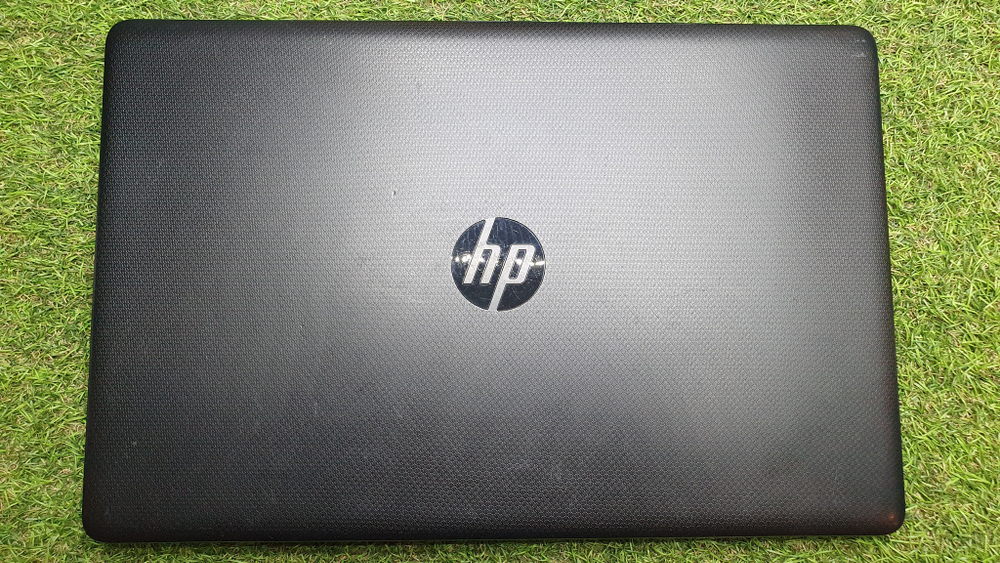 Ноутбук HP Ryzen 3/8Gb/Vega 3