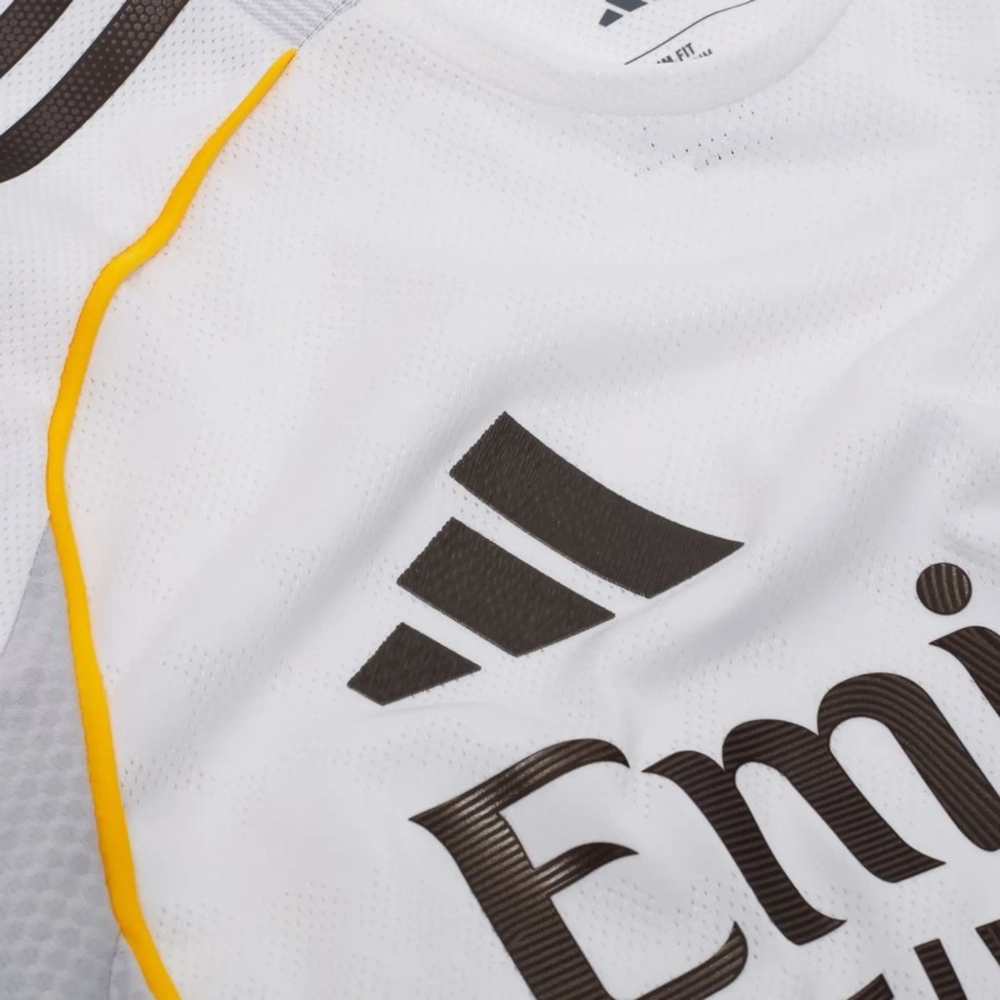 Футболка adidas Real Madrid 25/26 Home Authentic - белый