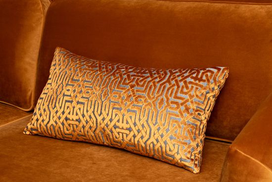 Диван Trevi 230М(К) трехм раскл с кантом оранж Pad31+Lattice ORANG 232*103*88см