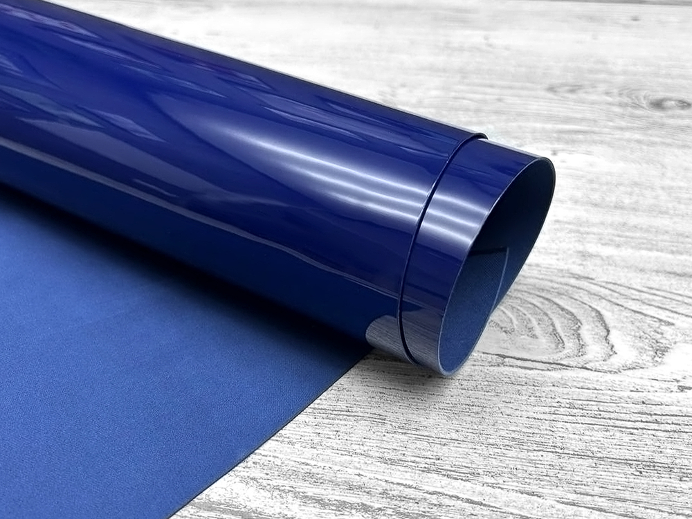 Натуральная кожа Vernissage Bluette в насыщенном синем цвете