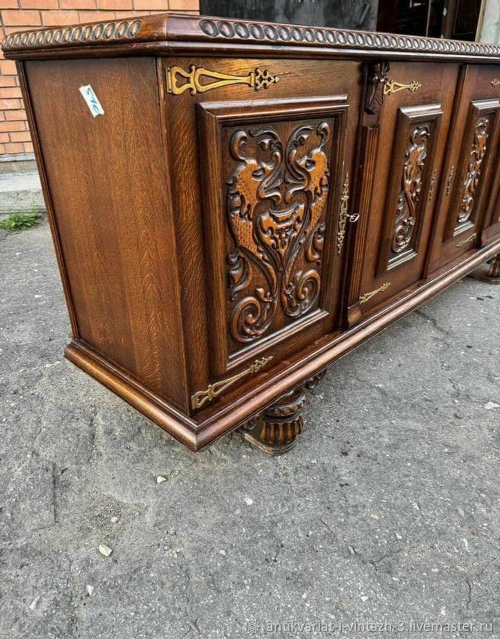 Старинный большой комод дрессуар