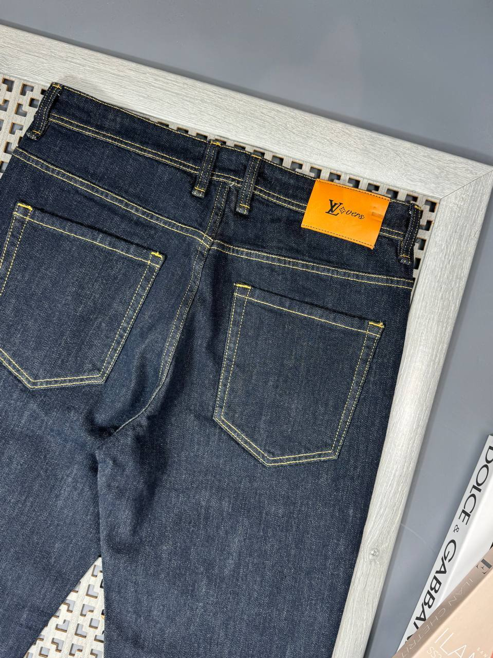 Джинсы Louis Vuitton