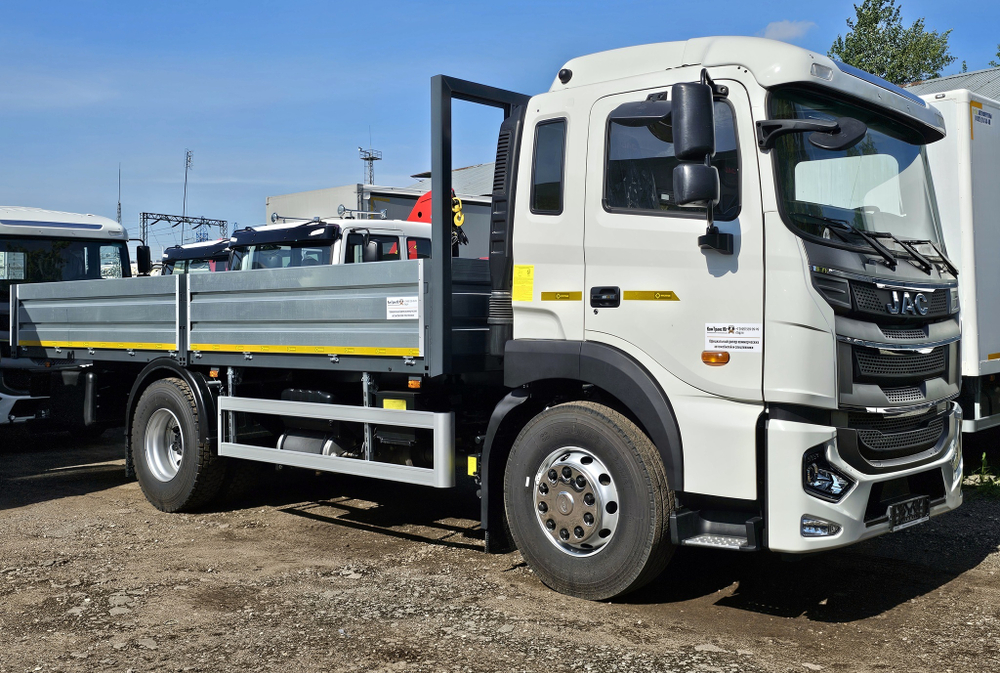 JAC N200 SHORT бортовой грузовик