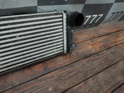 Интеркулер Mercedes V-Class (W447) 14-нв Б/У Оригинал A4475011301