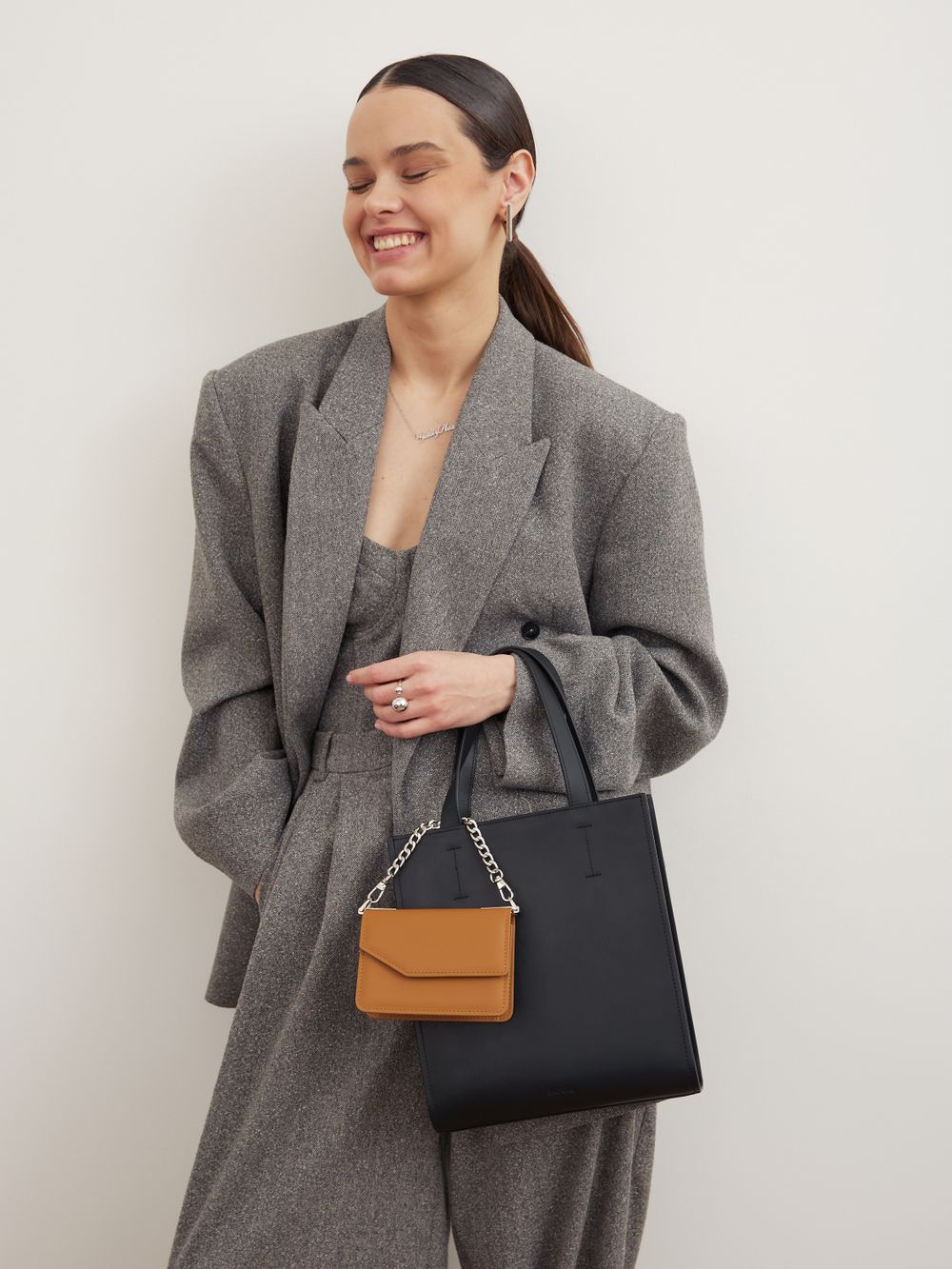 МИНИ-СУМОЧКА «BASE» НЮД