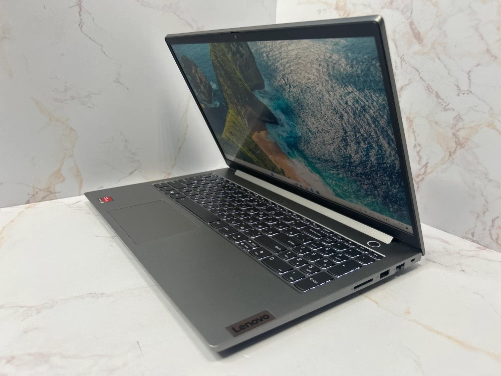 Ноутбук Lenovo ThinkBook 15 Gen 2 (20VG009NRU) 15.6"/AMD Ryzen 5 4500U/RAM 8GB/SSD 256GB/AMD Radeon Graphics/1920*1080/IPS/Windows 11/Подсветка кл-ры: LED/Cерый. Состояние: B1