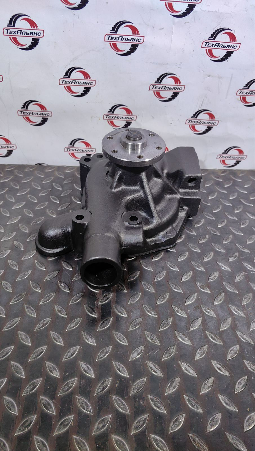 Водяная помпа 6205-61-1505