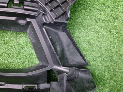 Кронштейн ПТФ правый BMW 5er G30 (20-23) M-paket