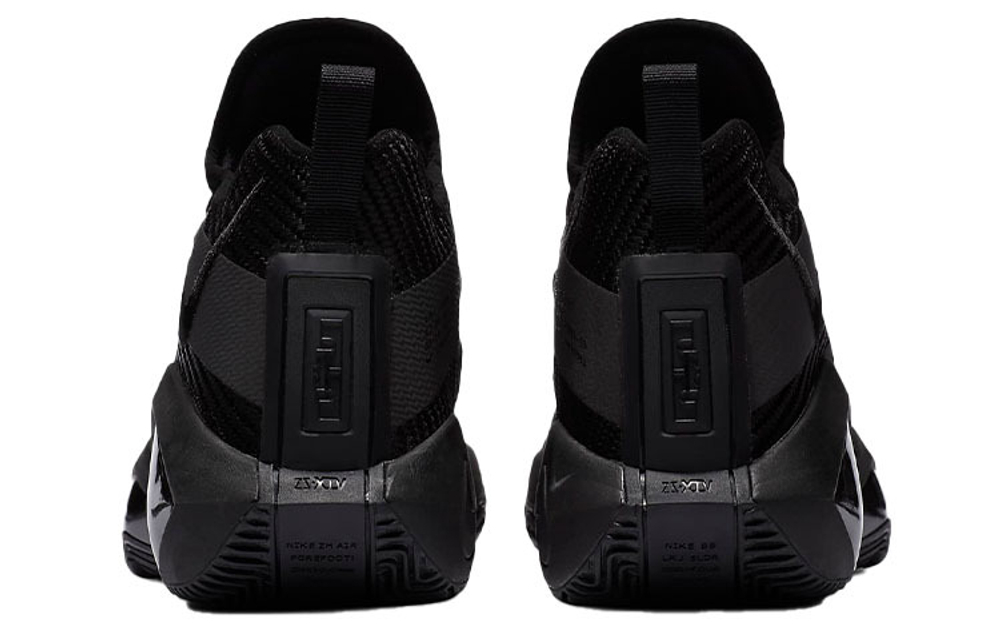 Кроссовки Nike Zoom Soldier 14 14