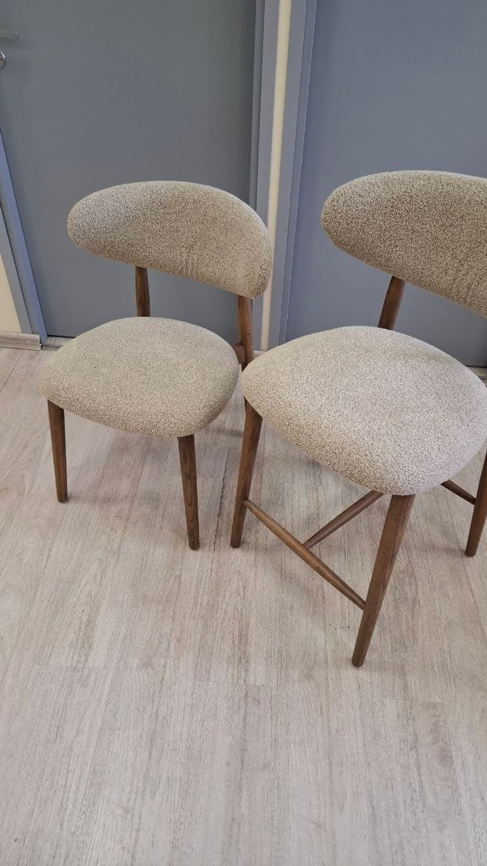 Стул полубарный TODS бежевый XD270-03