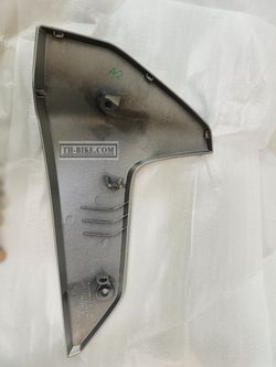 64450-K0A-E10ZA. SHROUD SET, R. (WL). HONDA