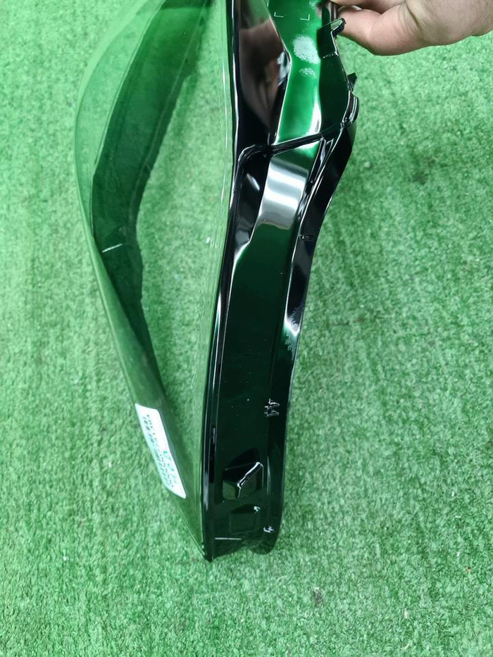 Стекло фары правое BMW X1 F48 (2019-2022)