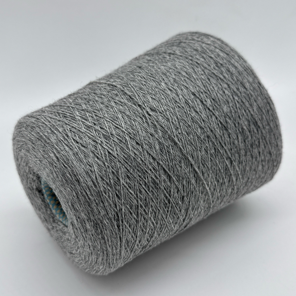 Пряжа CARIAGGI FLANELL 2/15 (65% меринос экстрафайн, 35% кашемир) 750м/100 м, серый меланж