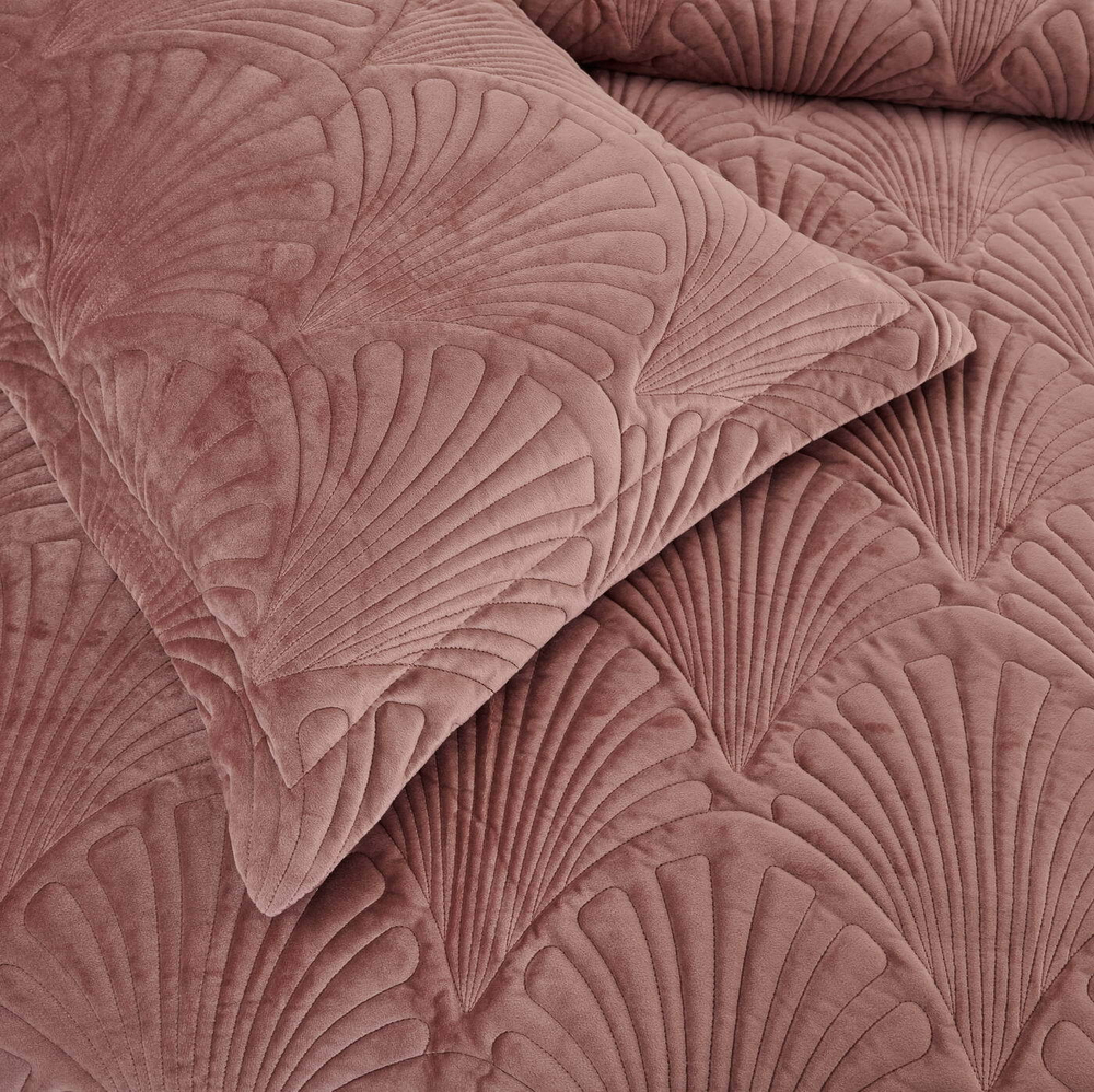 Покрывало 240x280 Sofi De MarkO Ариэль цвета чайной розы