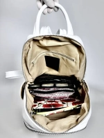 Женский городской рюкзак из натуральной кожи белого цвета