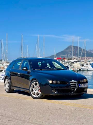 Alfa Romeo 159/automatic/1.9 diesel