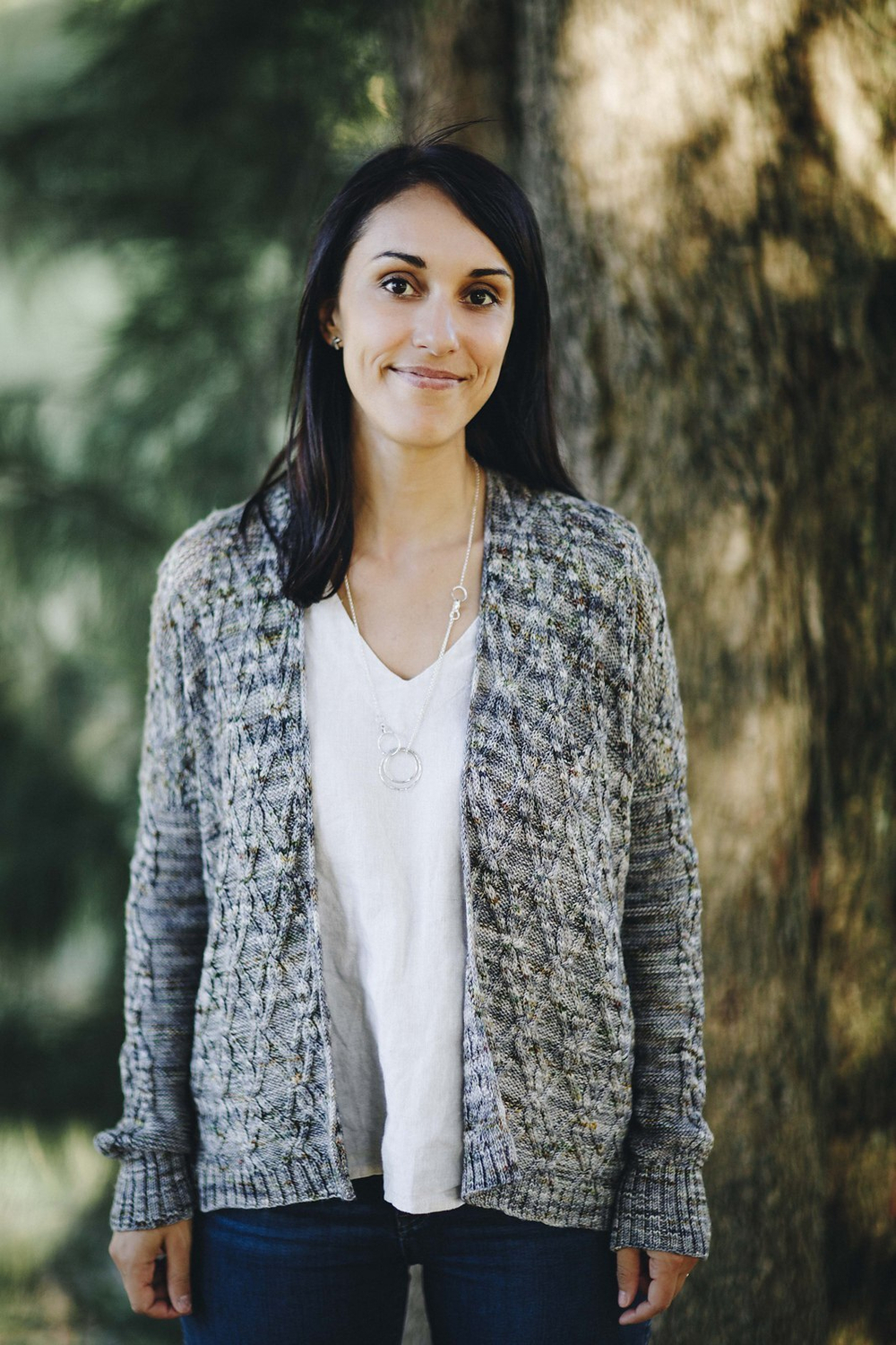 Кардиган спицами "Monstera"