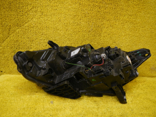 Битая Фара правая Nissan Qashqai J11 (2013-2019) галоген