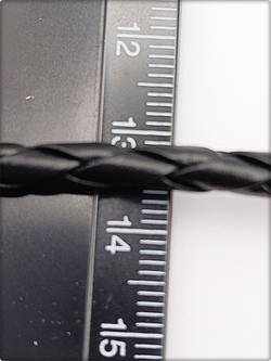 Шнурок, гайтан плетённый с подкулонником, длина 50см. ПУ кожа.