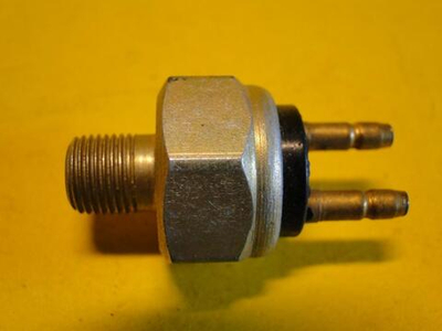 Выключатель ВК 12Б стоп сигнала ЛЭЗ