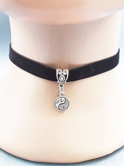 Чокер с подвеской Инь Янь ( малая)