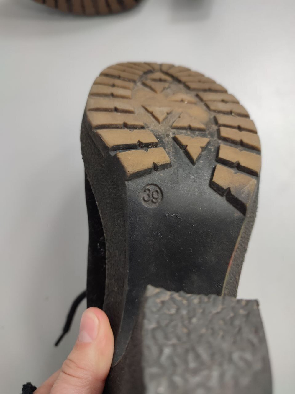 Ботильоны замшевые 39 размер