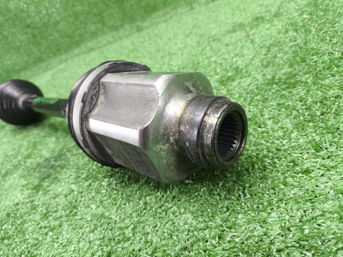 Привод передний левый Zeekr 001 (2021-н.в.)