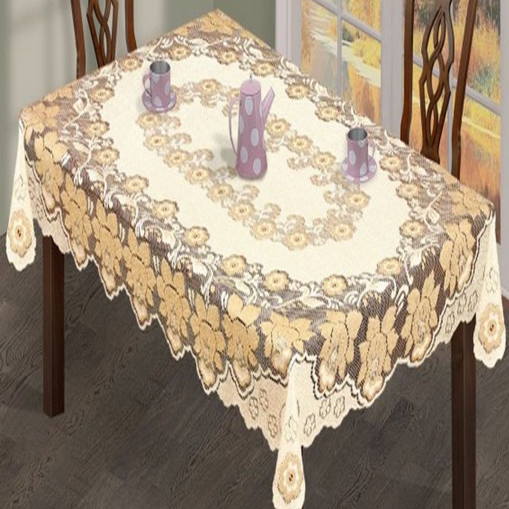 Скатерть жаккардовая прямоугольная, цвет кремово-золотистый, Польша.