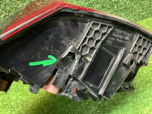 Фонарь левый внешний Toyota RAV4 5 XA50 (18-нв)