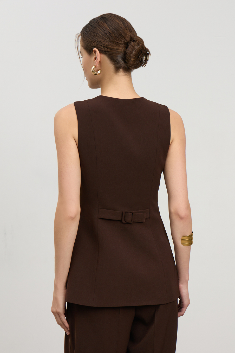 Жилет приталенный Жилет приталенный