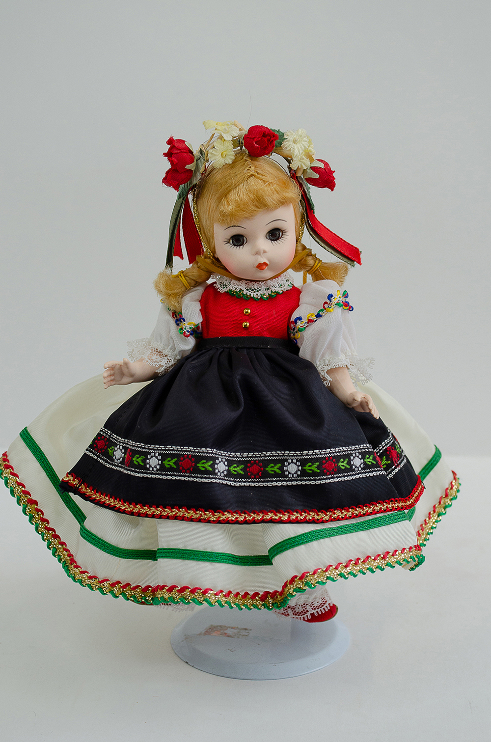 «Полька». Коллекционная винтажная кукла Madame Alexander. Серия «Народы мира». 1965
