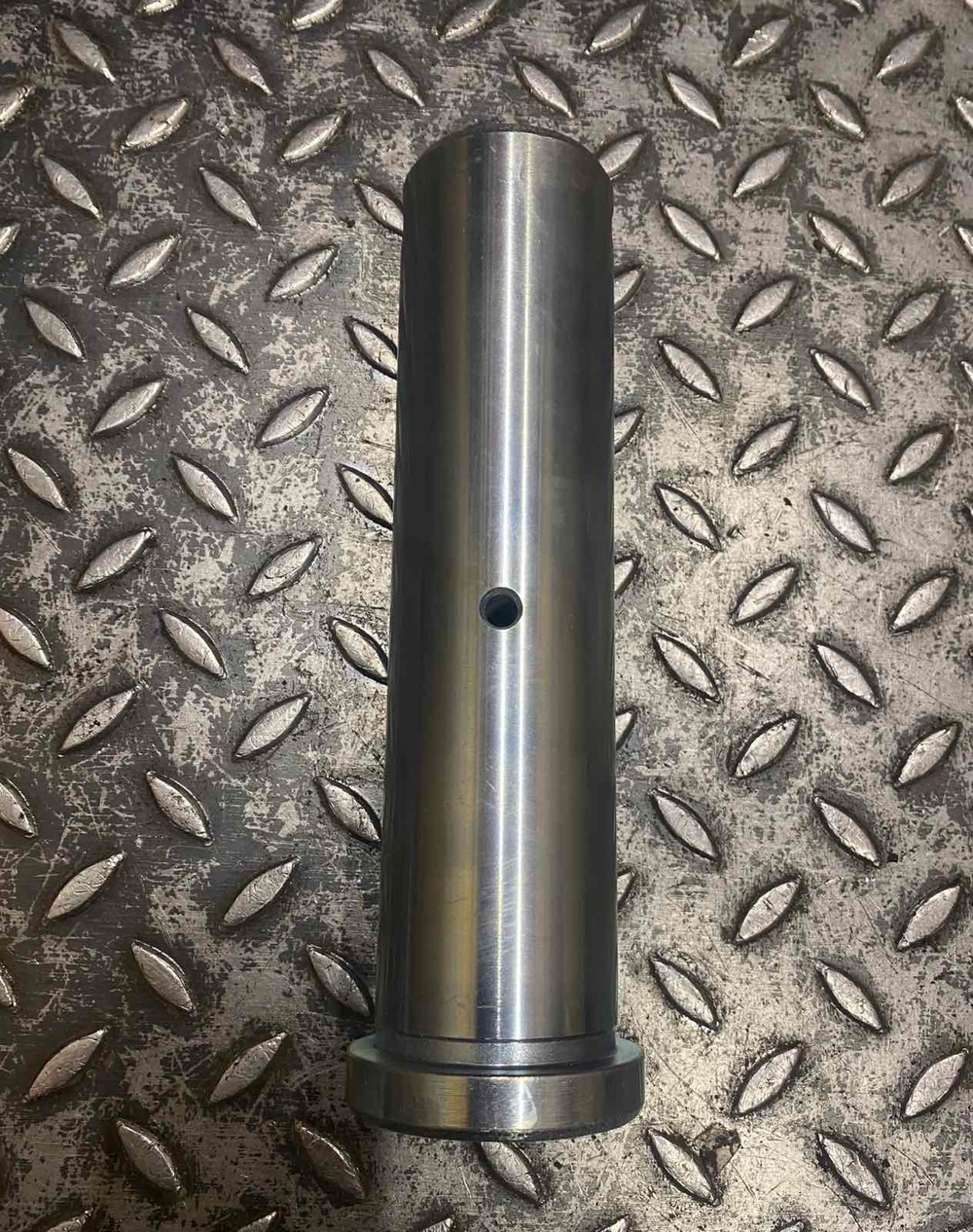 Палец 61U7-10640